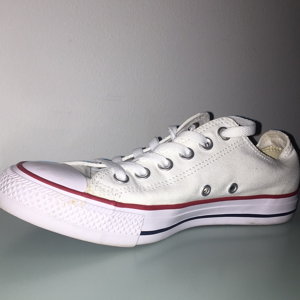 White low top converse